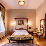 Pałac 4*