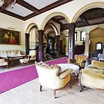 Palac 4*