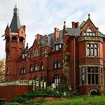 Pałac 4*