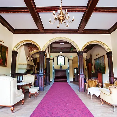 Pałac 4*