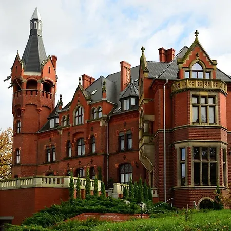 Pałac 4*